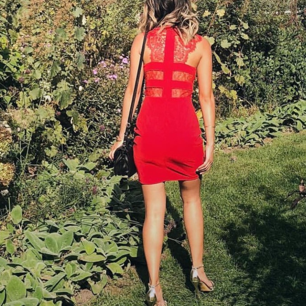 EXPRESS red dress